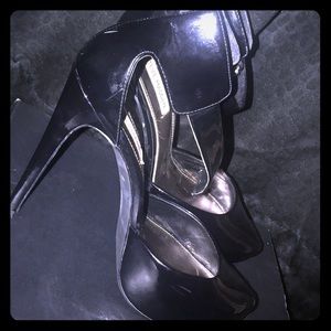 Steve Madden SHYYY Patent Leather Platform Pumps